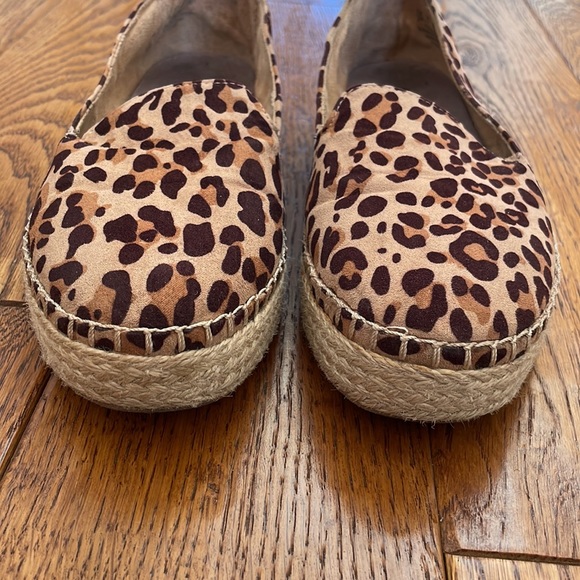 Dr. Scholl’s Leopard Print Espadrille loafers - Picture 3 of 7